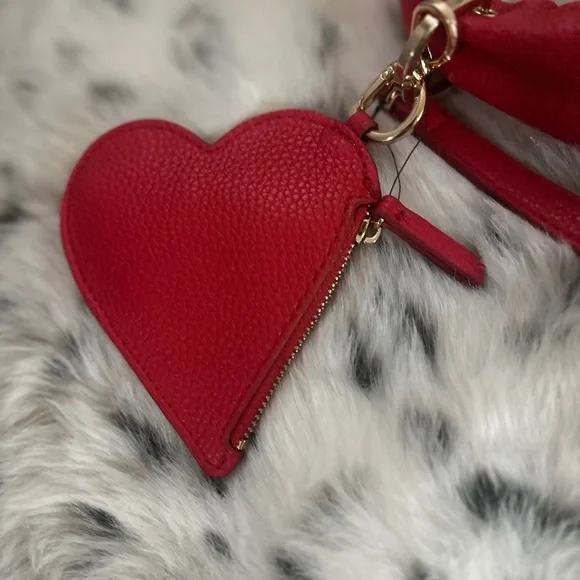 NWT On 34th Small Crescent Crossbody Purse - Picture 2 of 8